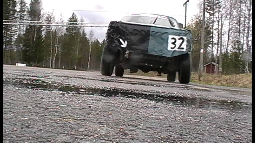 Kituper&auml; Racing Ford - Sadekelin Rengas Testi - Wet Race Start Testing