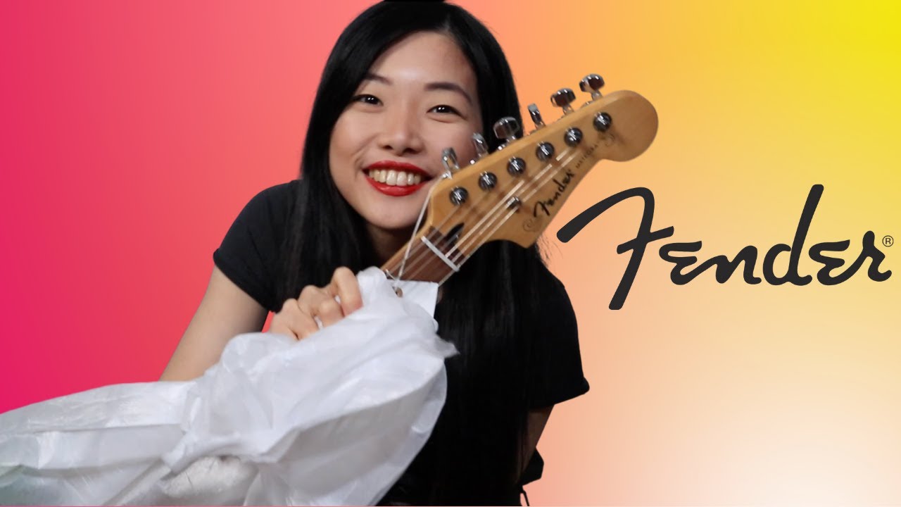 Fender Meteora First Look! // unboxing + reaction video