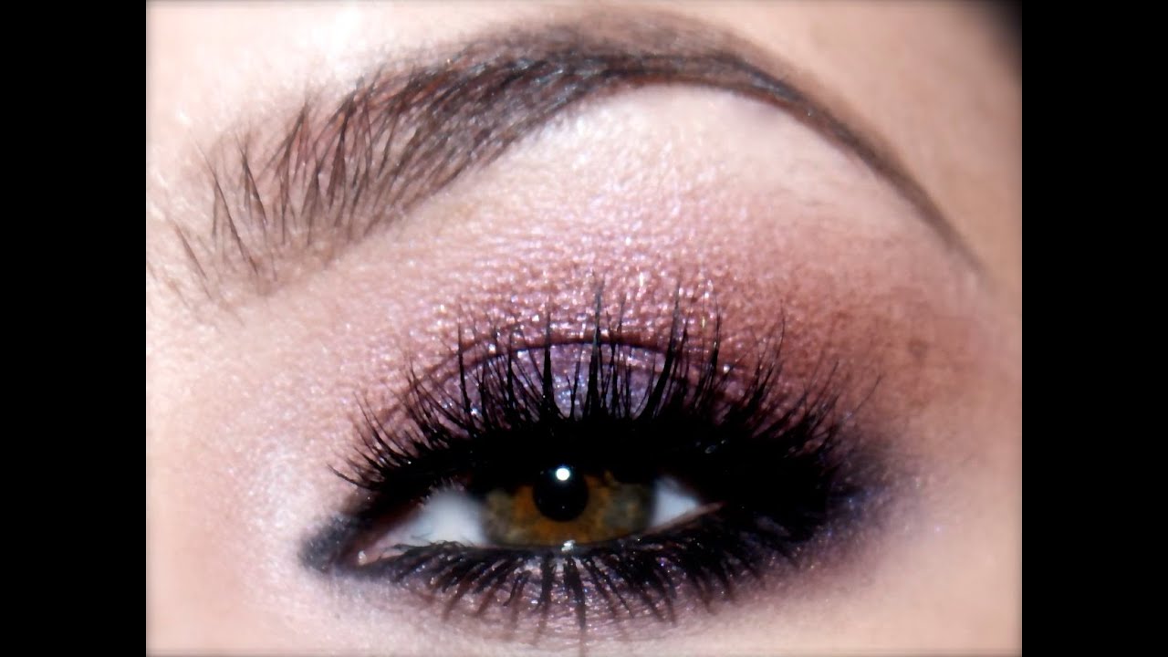 Quick EyeShadow Tutorial - On My Way to the Airport