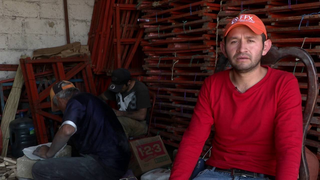 Fusionan piromusicales tradición y tecnología en San Mateo Tlalchichilpan