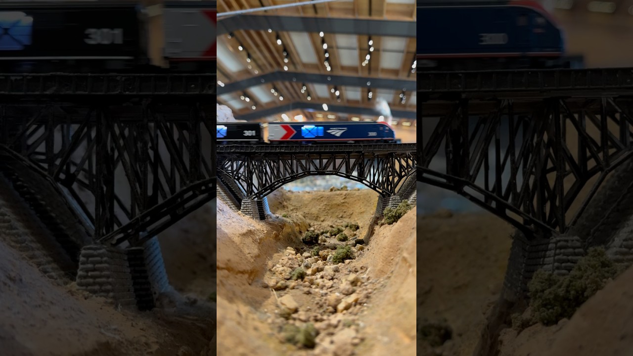 Amtraks Southwest Chief storms across Canyon Diablo bridge as it heads towards Chicago.