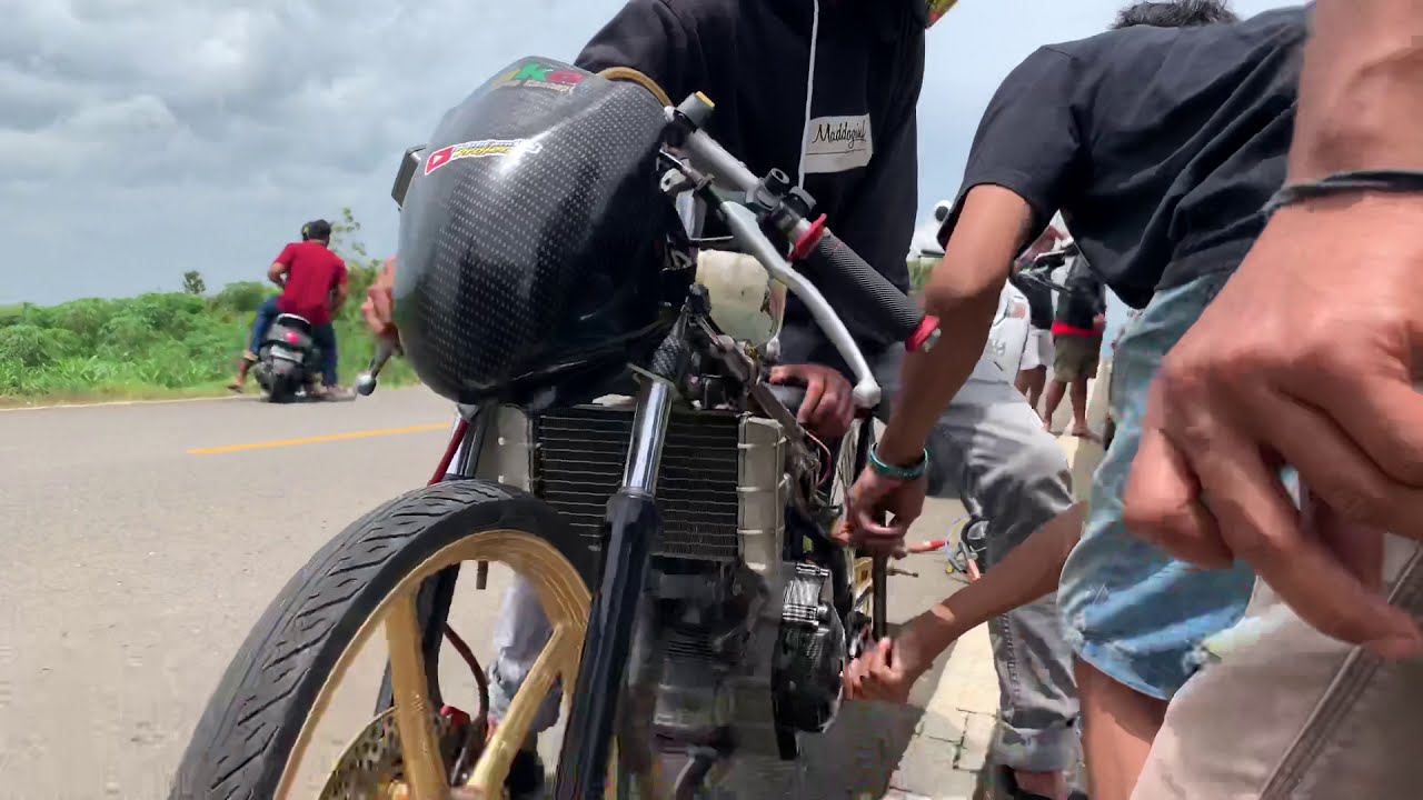 Satria fu selembar bebas hakatech 300cc pake stater elektrik