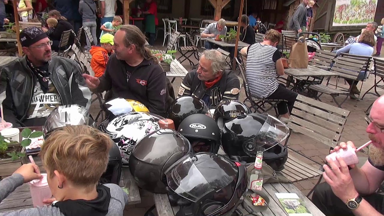 Bikertour mit Freunden R&uuml;gen