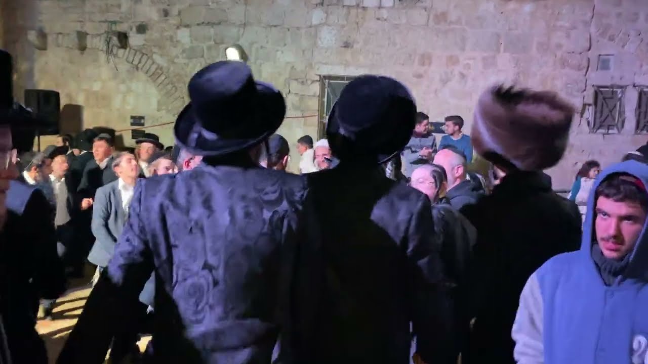 Listen Nissim: Motzei Shabbat Kever David Music & Dancing