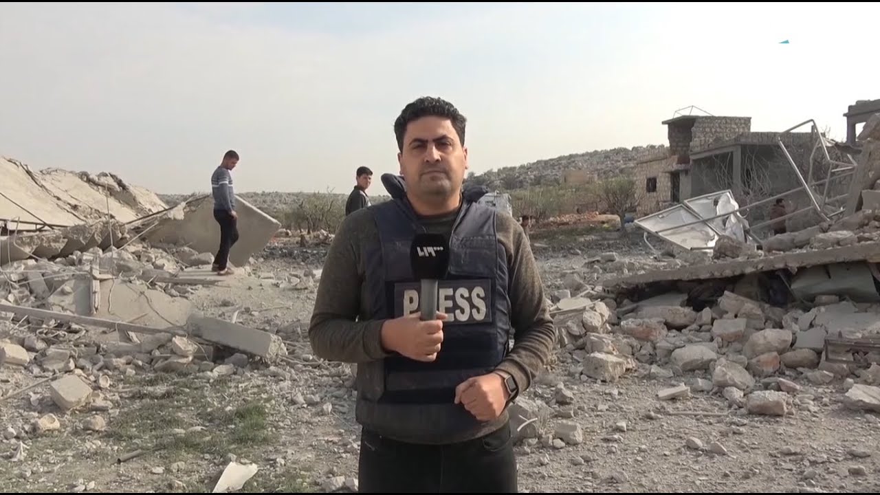 مقتل مدنيين وإصابة آخرين بقصف طائرات روسية على محيط بلدة كفردريان في ريف إدلب الشمالي