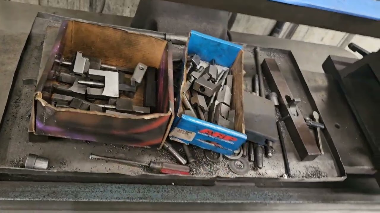 Van Norman PH6000 Seat/Guide Machine & 2075 Sioux Valve Grinder