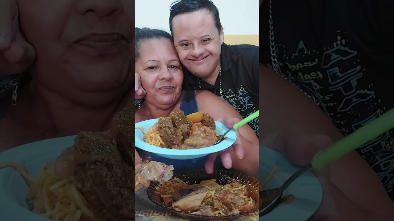 COMENDO DE MÃO 