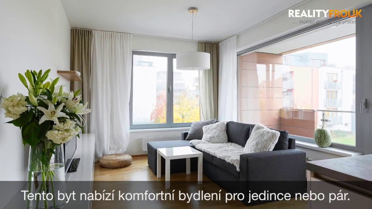 Videoprohl&iacute;dka - Nov&yacute; byt 2+kk s terasou a gar&aacute;žov&yacute;m st&aacute;n&iacute;m - Praha 6, Naardensk&aacute; - Reality FROL&Iacute;K
