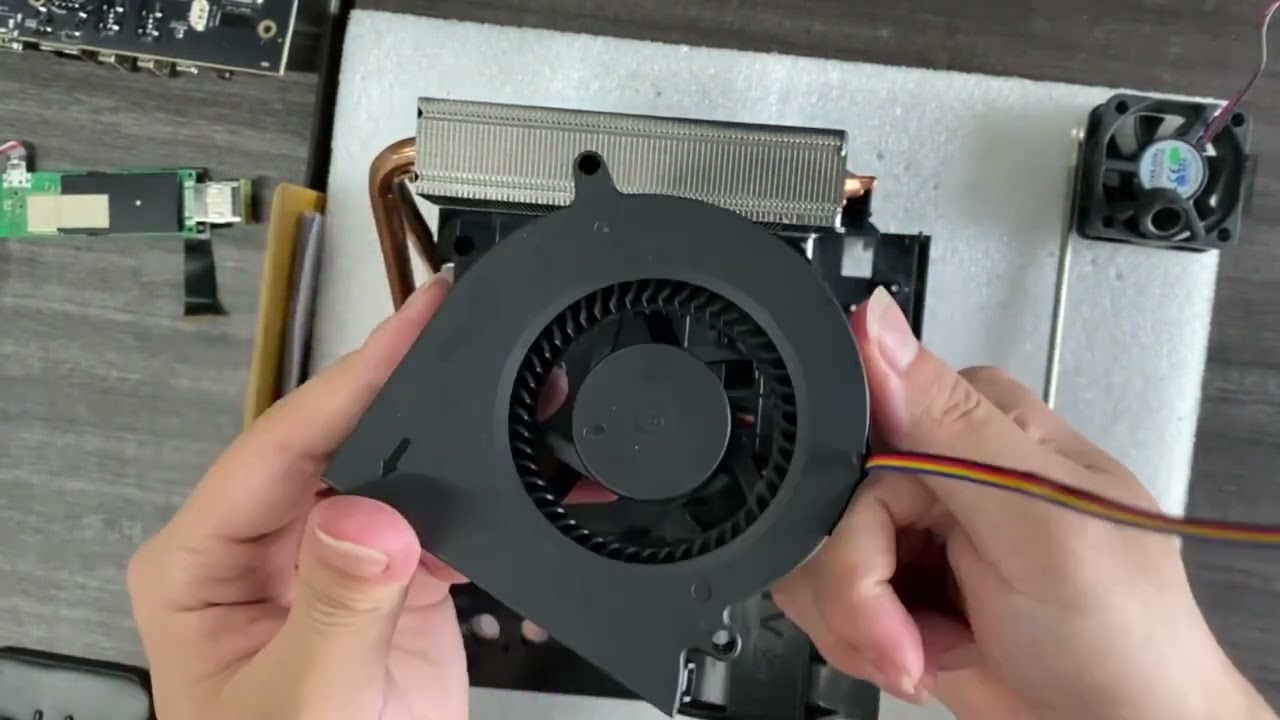 How to disassemble the focusing motor of BYINTEK UFO series R90MAX projector