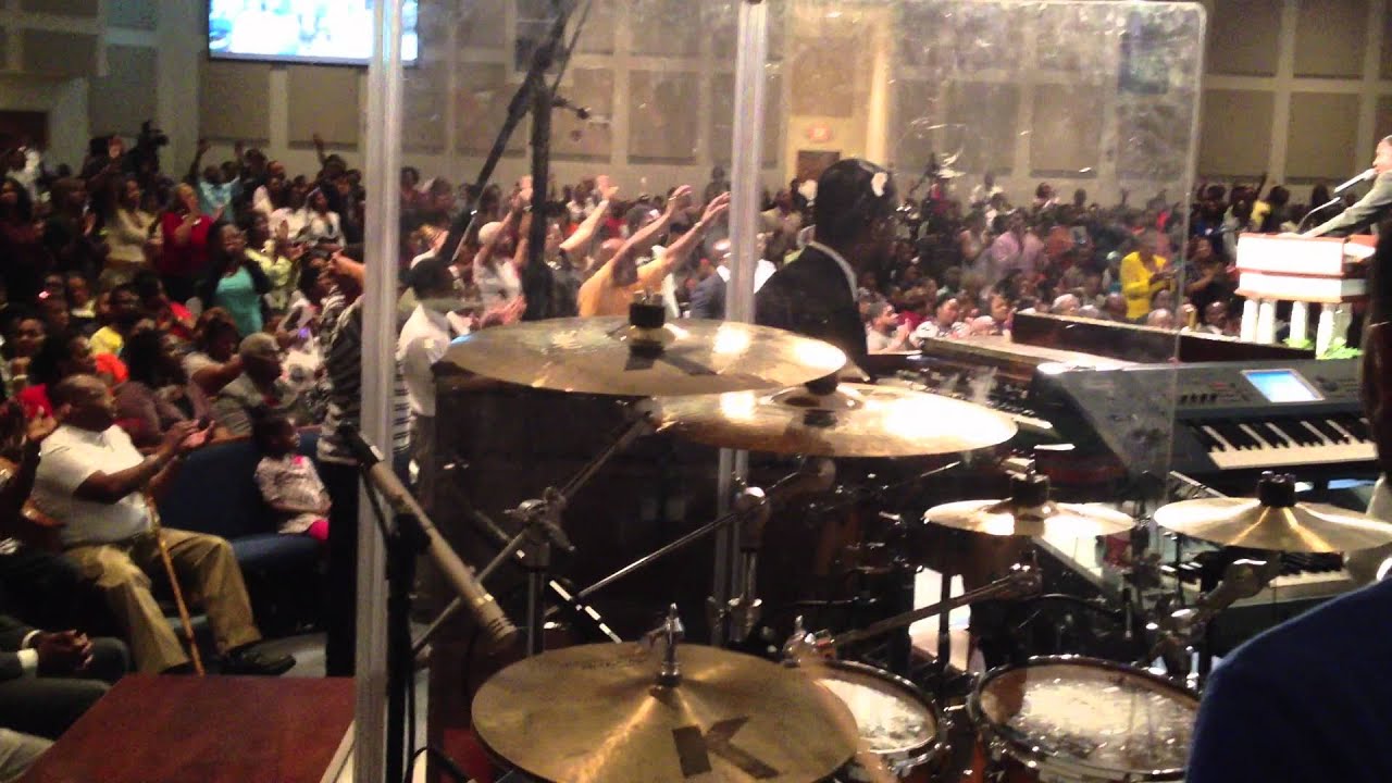Pastor E. Dewey Smith singing Alpha and Omega Courtesy of Jermaine Murphy