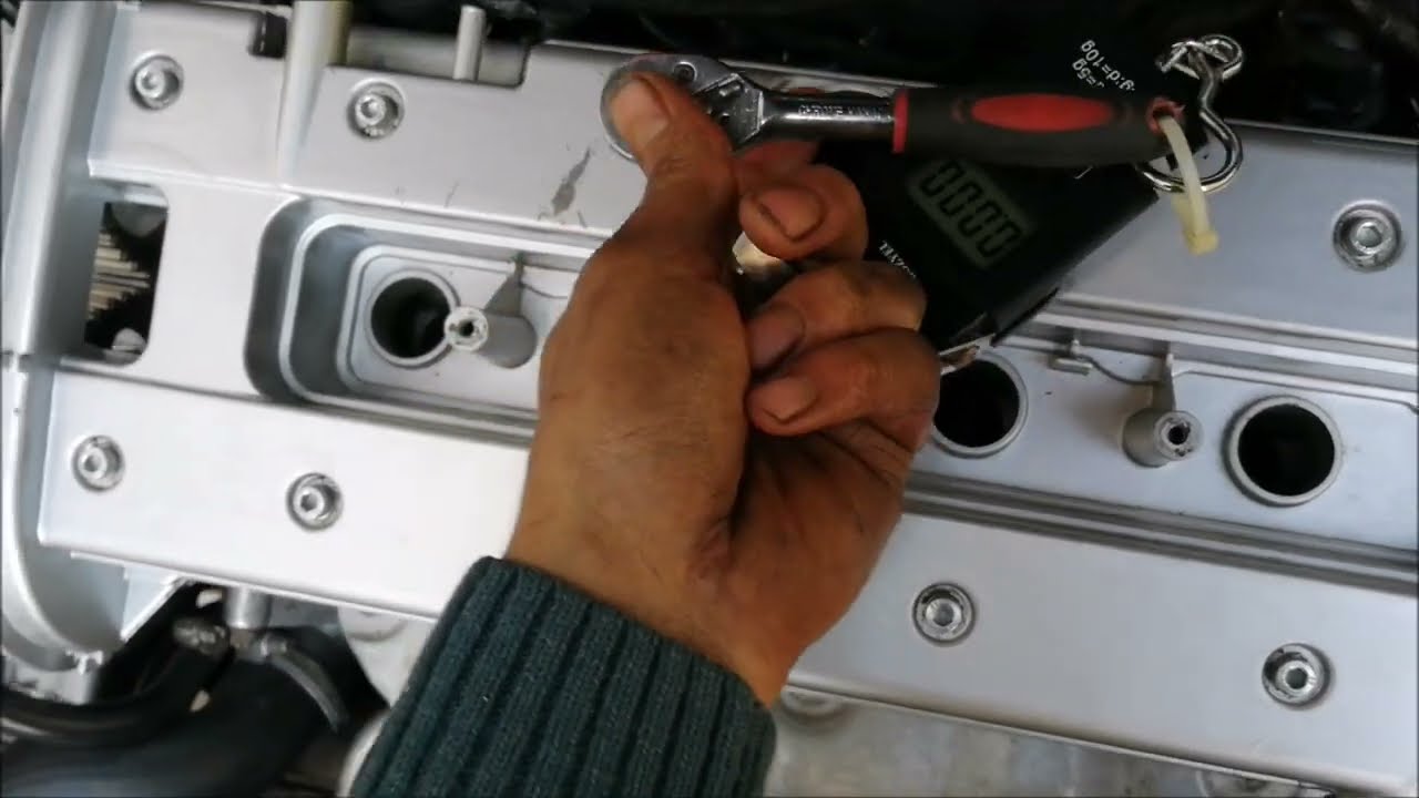 Opel Külbütör Kapak Contasının Değişimi ve Vidaların Tork Anahtarı Olmadan Torklanması