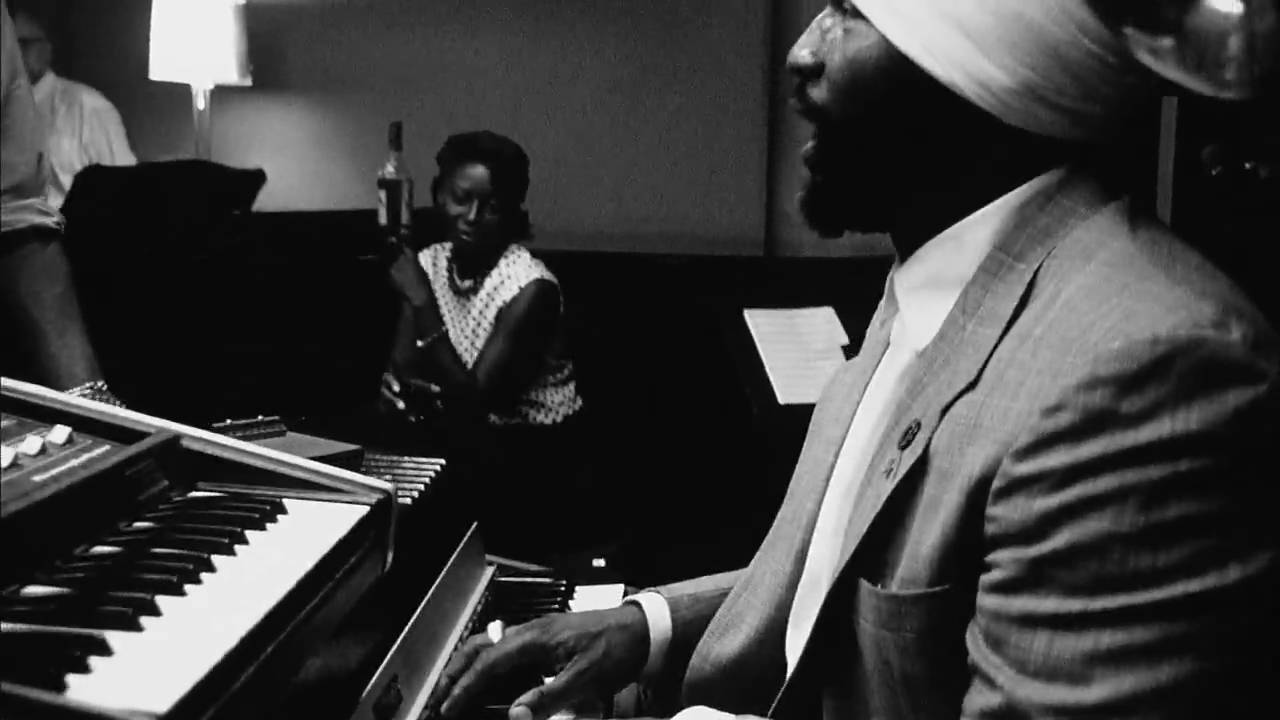 Shafiq Husayn - Cheeba feat Bilal (Official Music Video)