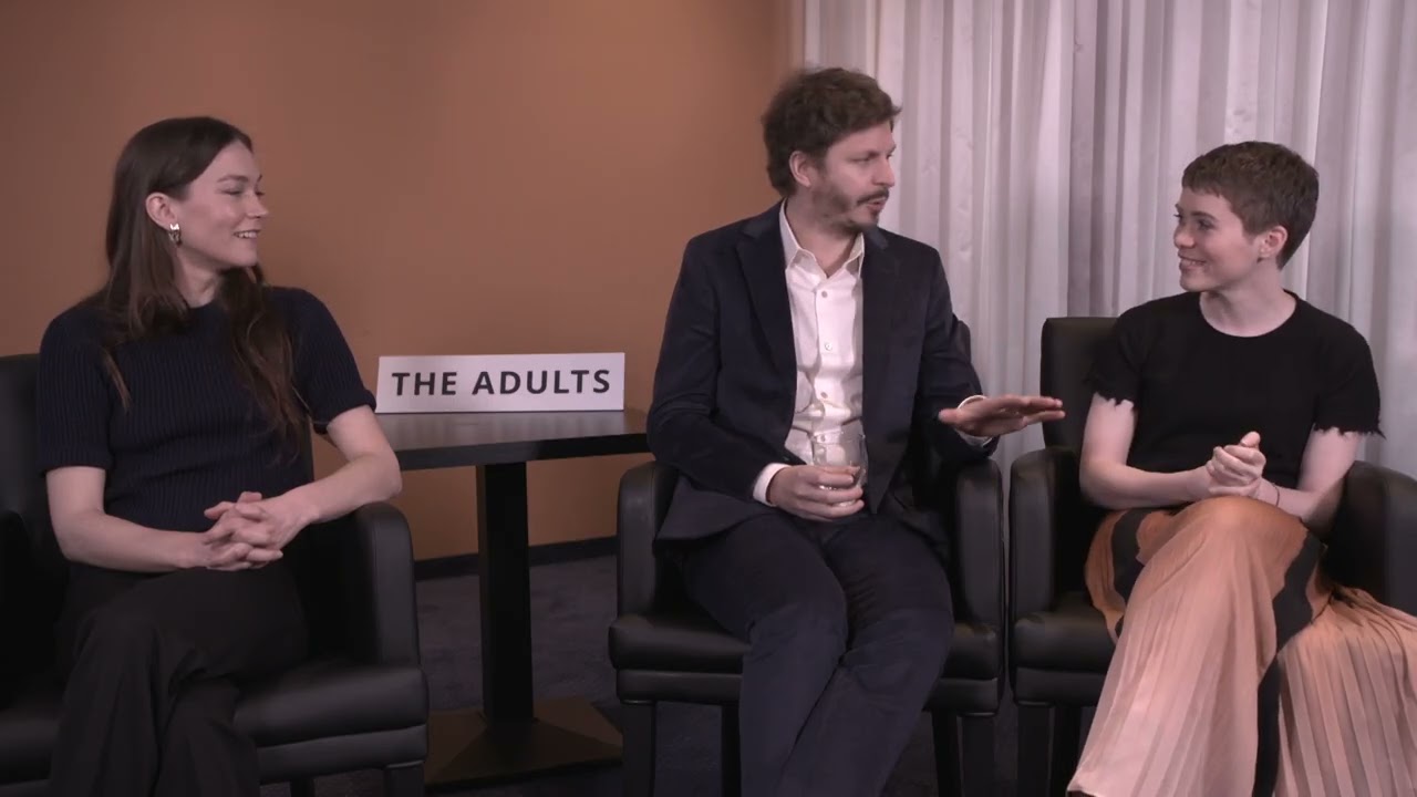 THE ADULTS Interview with Sophia Lillis , Michael Cera & Hanna Gross  growing up - having fun at set