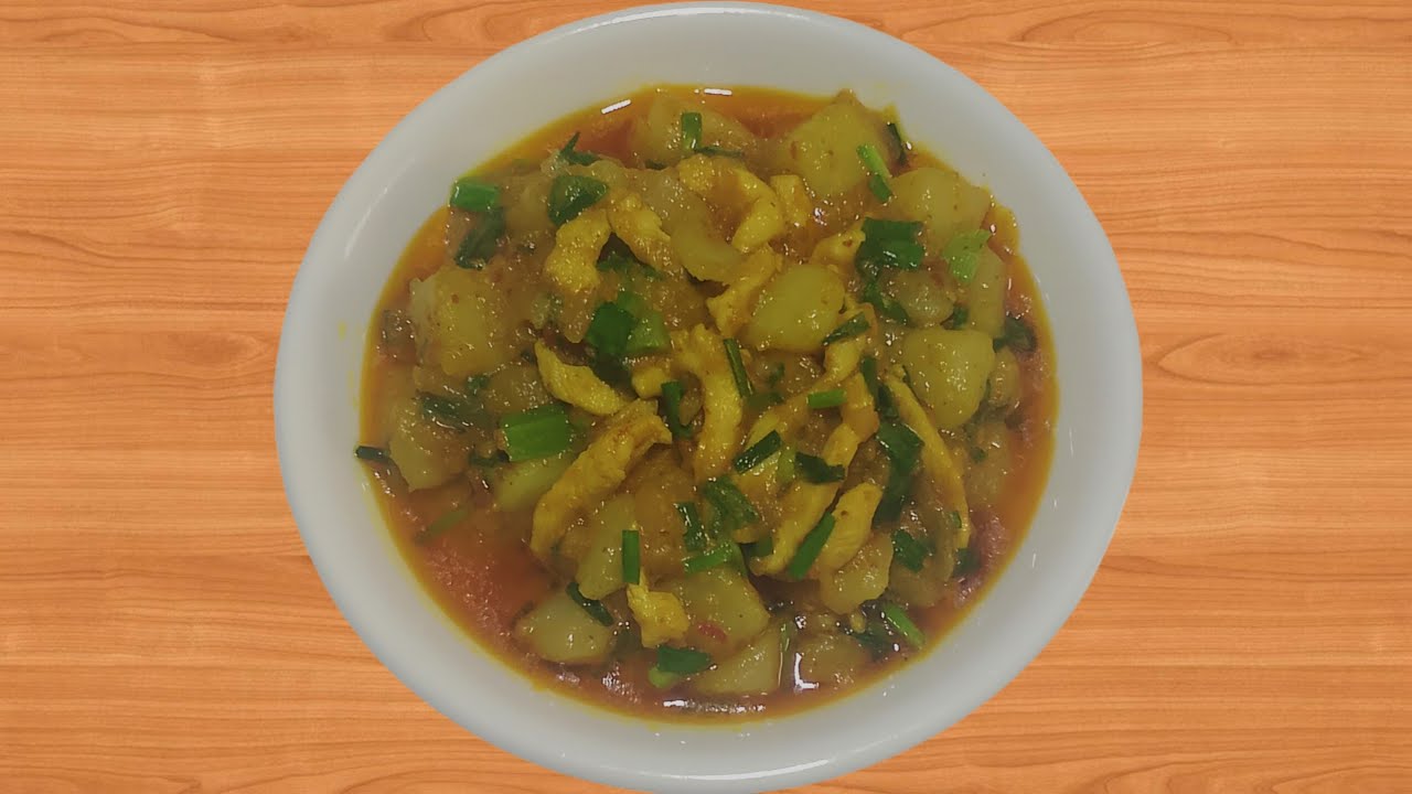 ကြက်သားနဲ့အာလူးချက် | Chicken & Potato Curry