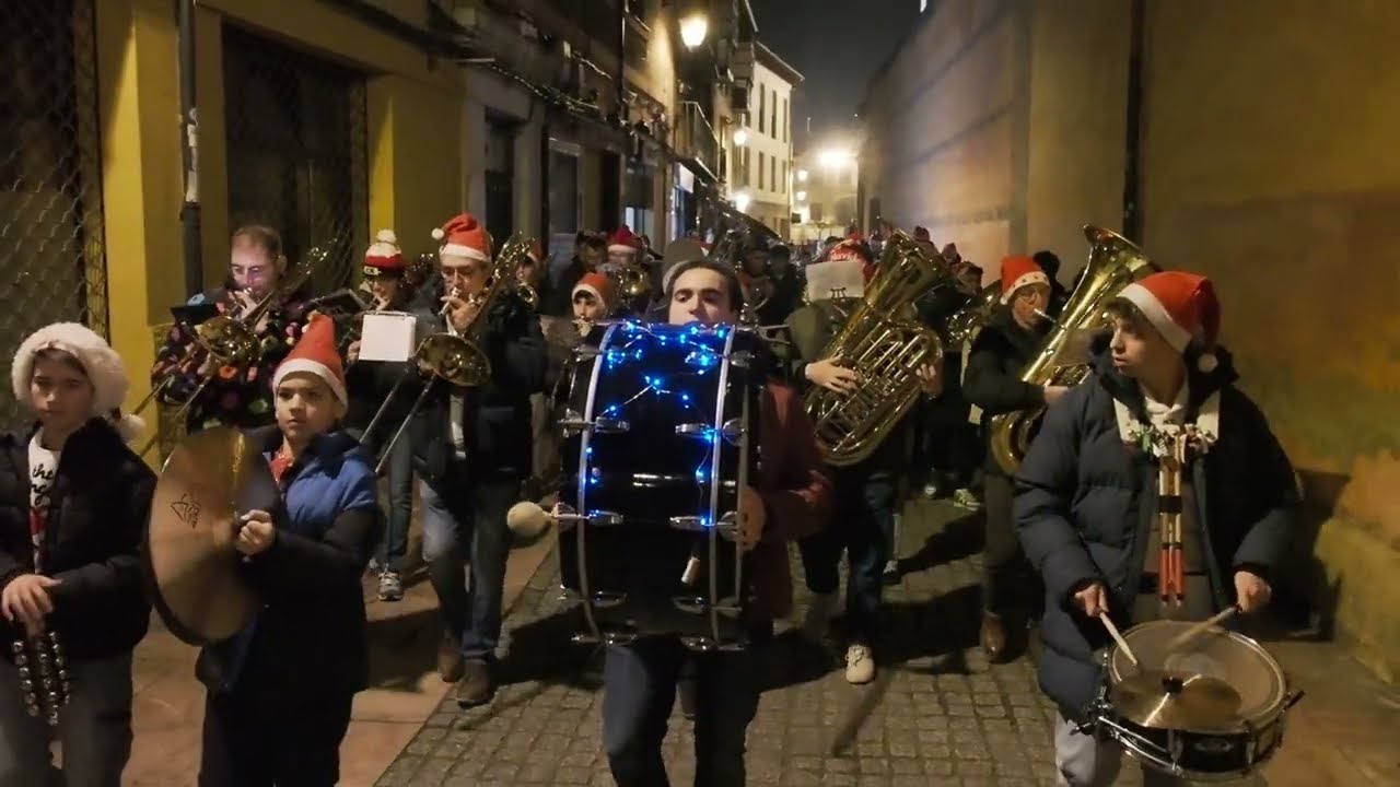 [2025] Pasacalles Navideño de la Banda de música JJMM Universidad de León