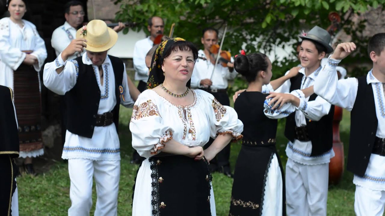 Mariana Pop - In iarba verde si deasa