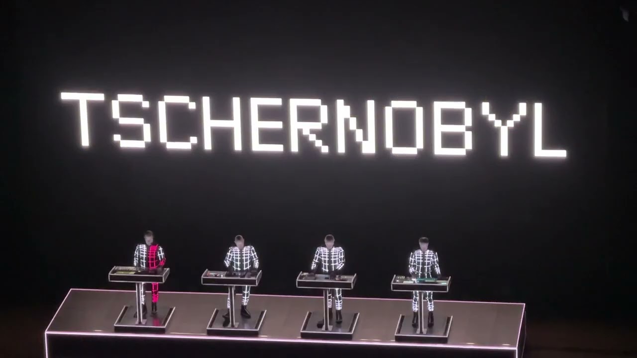 Kraftwerk — Radioactivity (Live at Boch Center, Boston 2025)