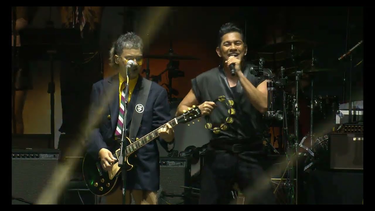 Christmas Party (Live in 4K) | Eraserheads Huling El Bimbo Concert 12.12.22