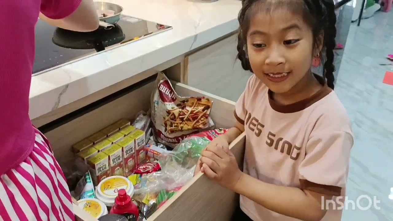 Hôm nay ngày chủ nhật đi  xuống nhà cháu ngoại chơi.mời cả nhà đi chơi cùng mình nha / QTNB #130