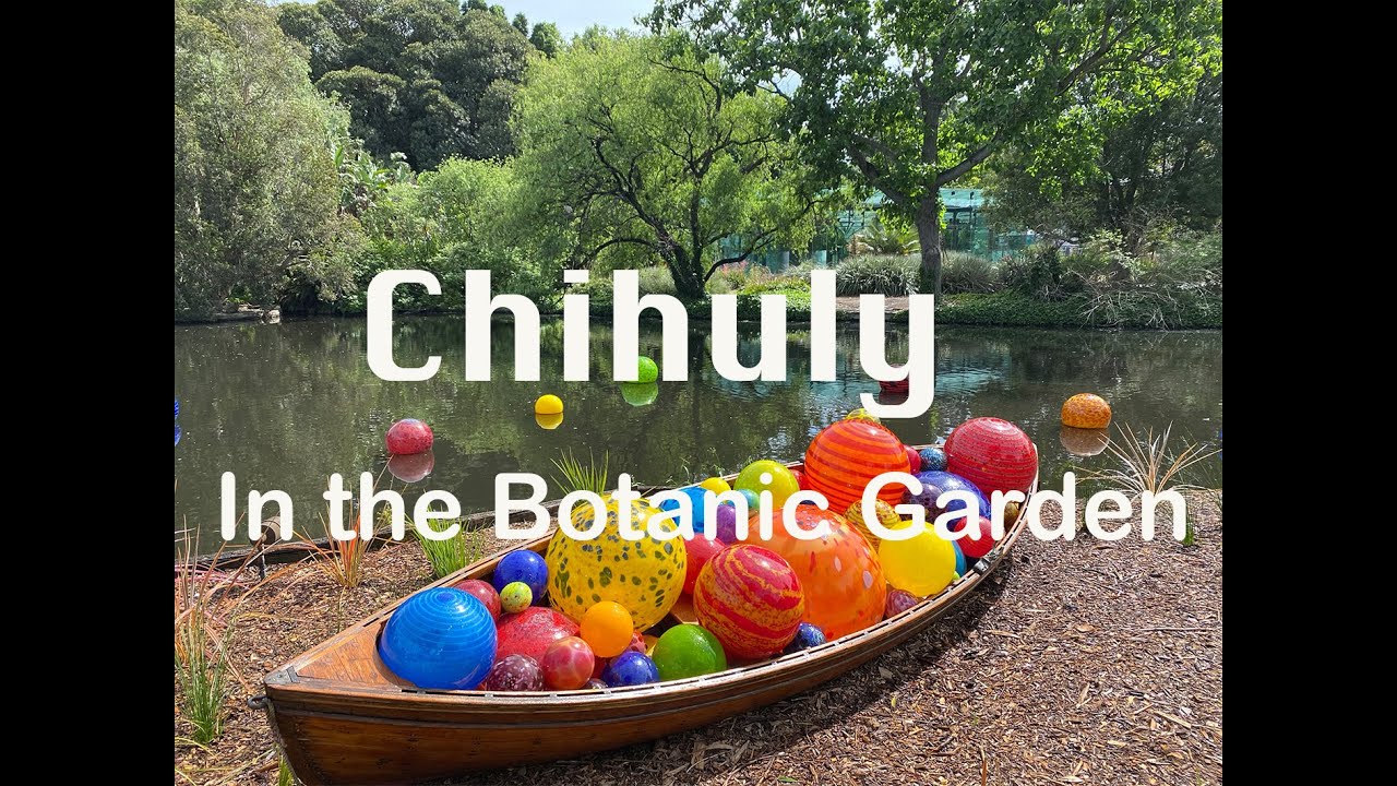 Chihuly's Stunning Art Installation At The Botanic Garden