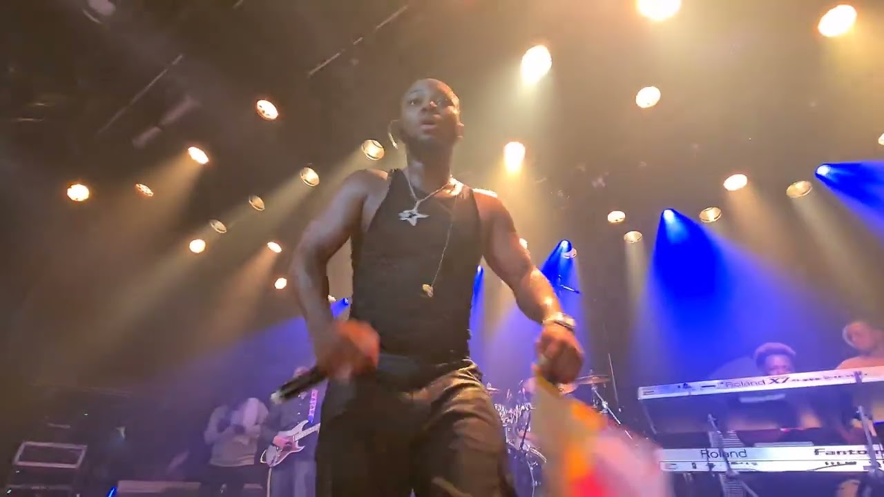 King Promise - CCTV (Live Performance at Melkweg Amsterdam, 5 Star European Tour 2022)