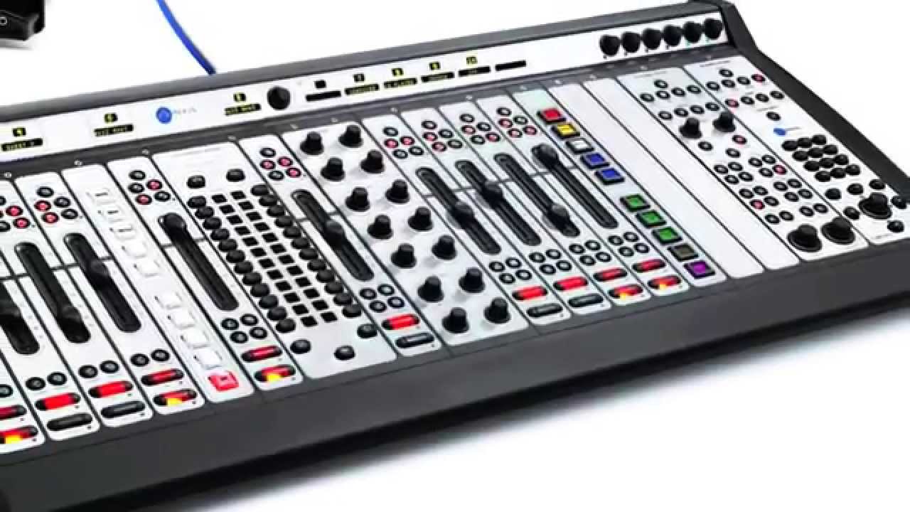 Consola Axia Element & PowerStation (Subtitulado Espa&ntilde;ol)
