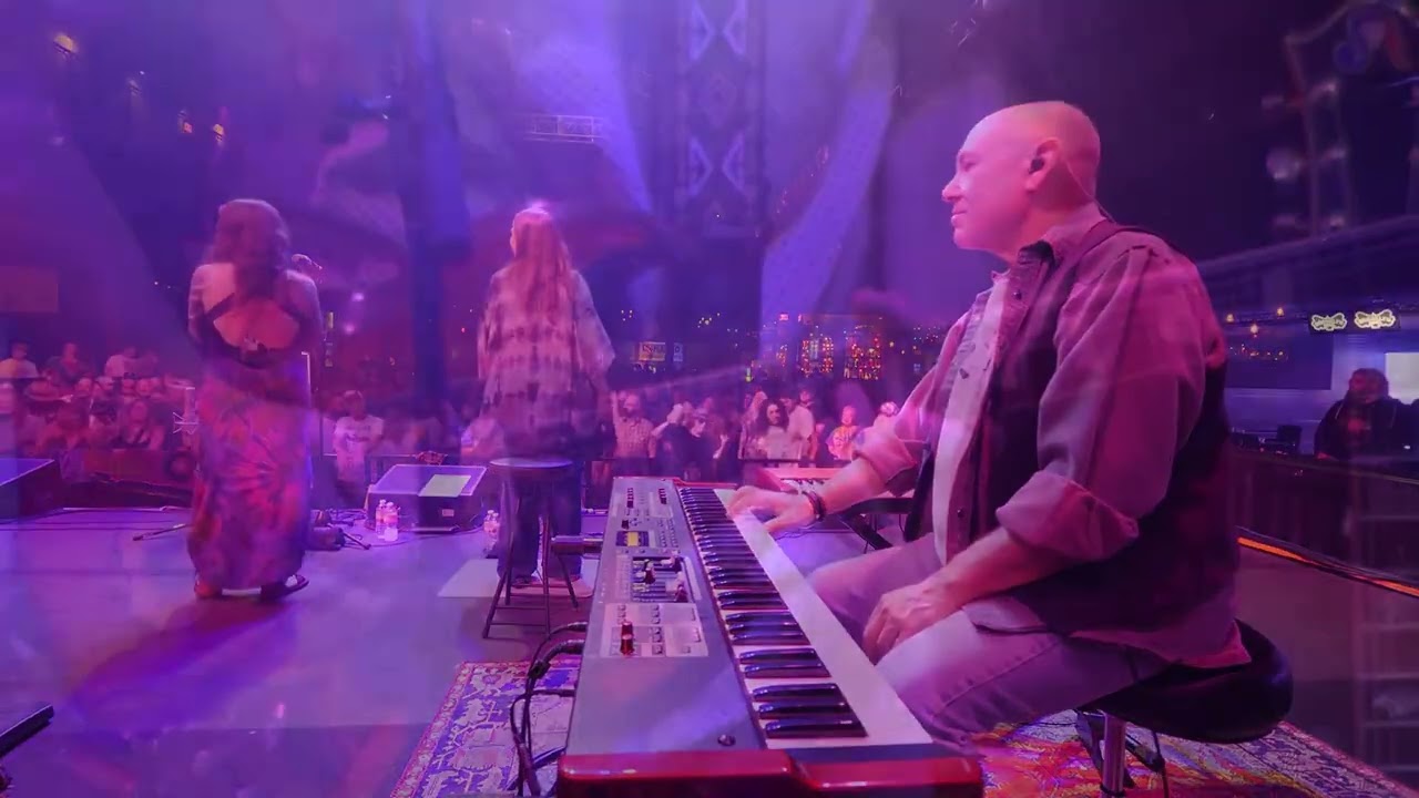 Jerry's Middle Finger - Run For The Roses (Live From Brooklyn Bowl Las Vegas)