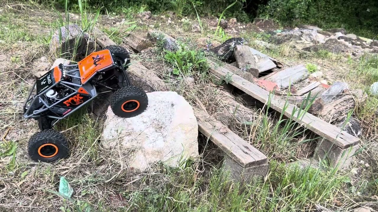 AXIAL CAPRA UTB18 IN ACTION