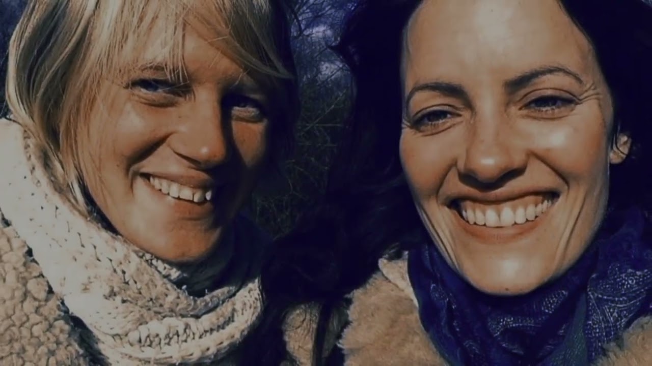 Carrie Tree & Caroline S’Jegers - Live Song & Poem