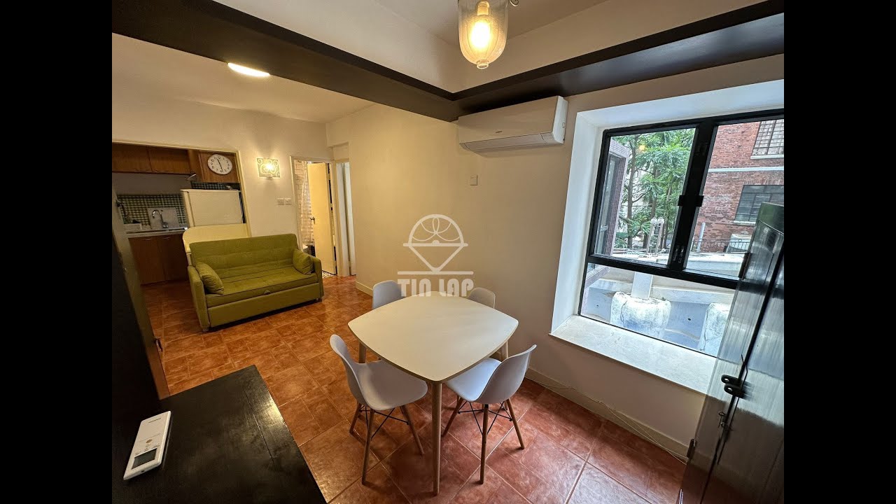 #28431 | 26 Square Street | Rich View Terrace | 1BR | Net 393'