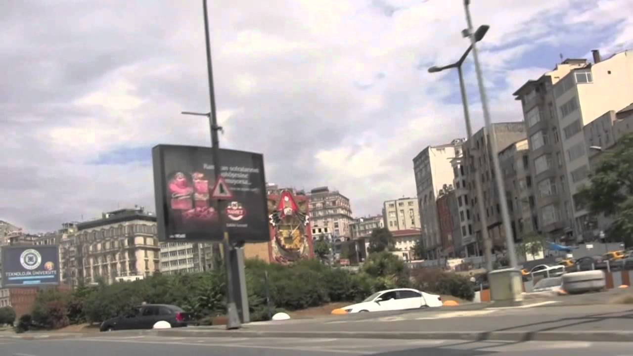 Driving Around the Streets of Istanbul, Turkey - 1st August, 2012 (HD)