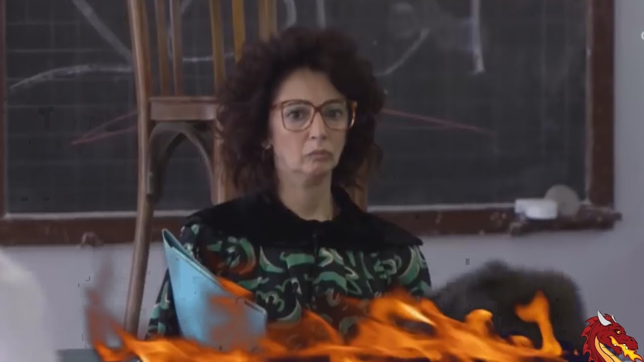 YTP - Il Collegio protegge le sedie dignitose della Petolicchio