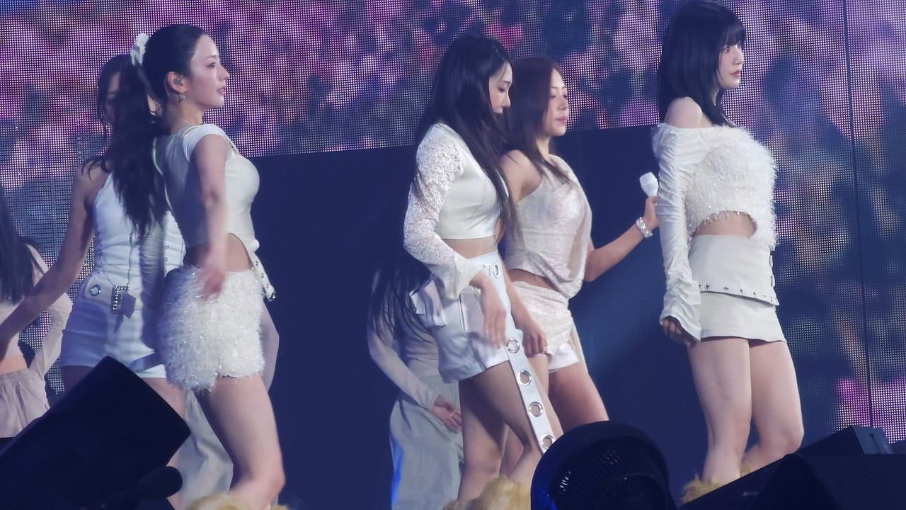 Apink (에이핑크) Love me more | 8th Concert〈The Origin : APINK〉260221