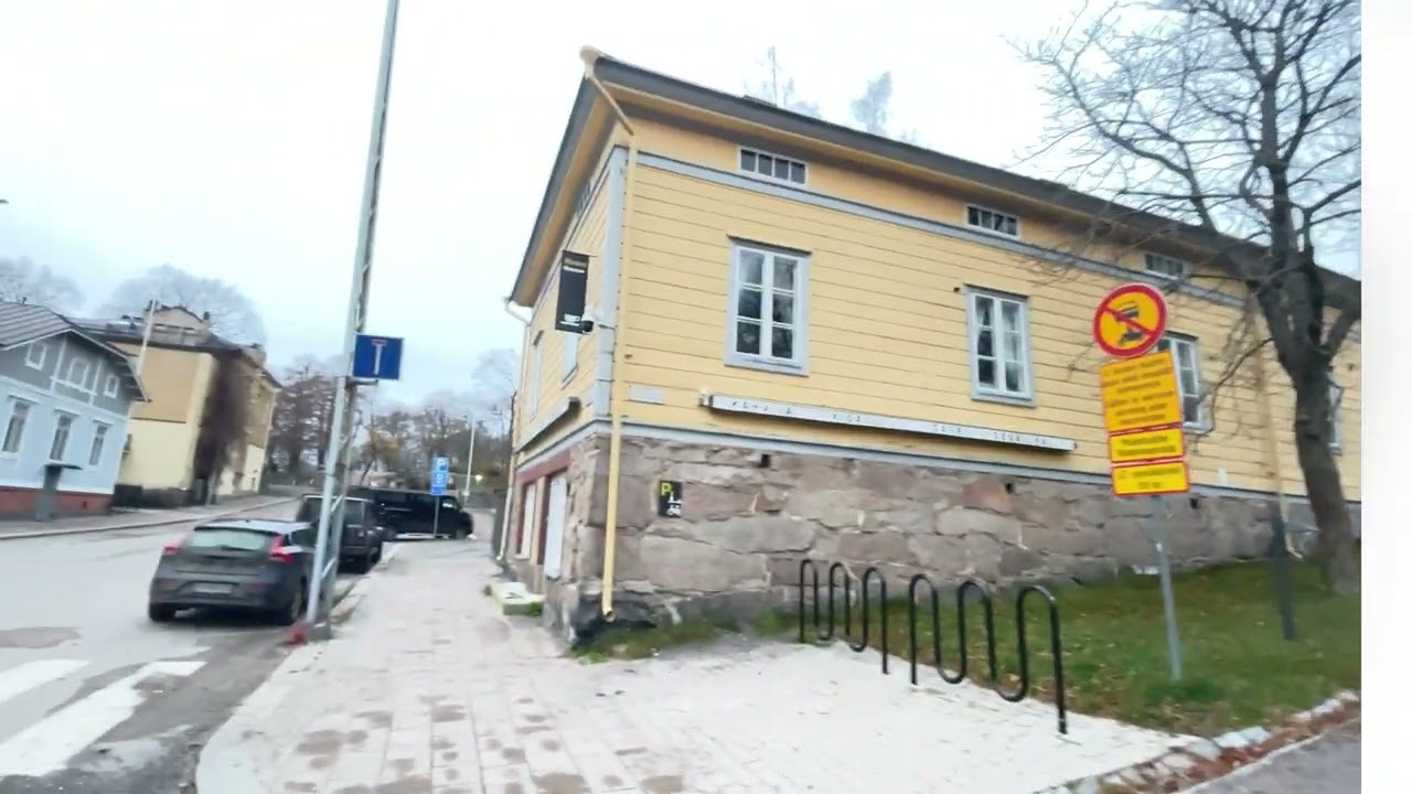 Sirkkalankadulta Luostarinkadulle ja ohi Heidekenin perhetalon / Turku, Finland (4K)