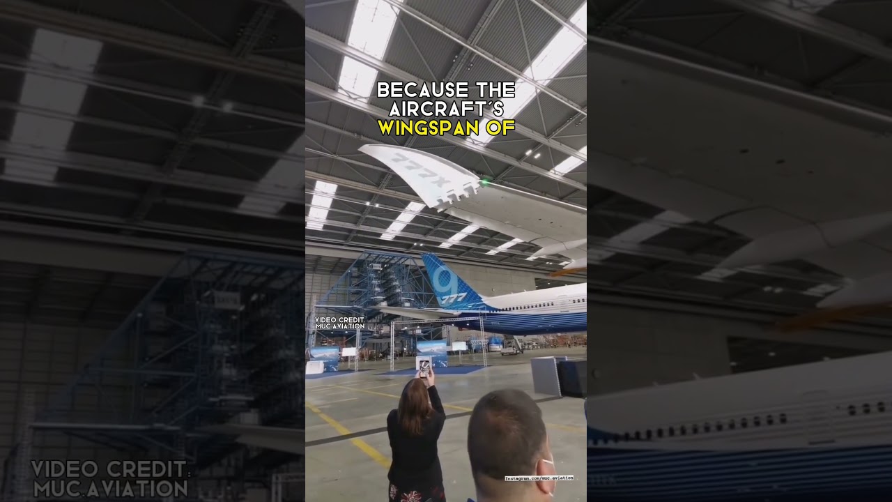 Boeing 777-9 folding wingtip in action ✈️