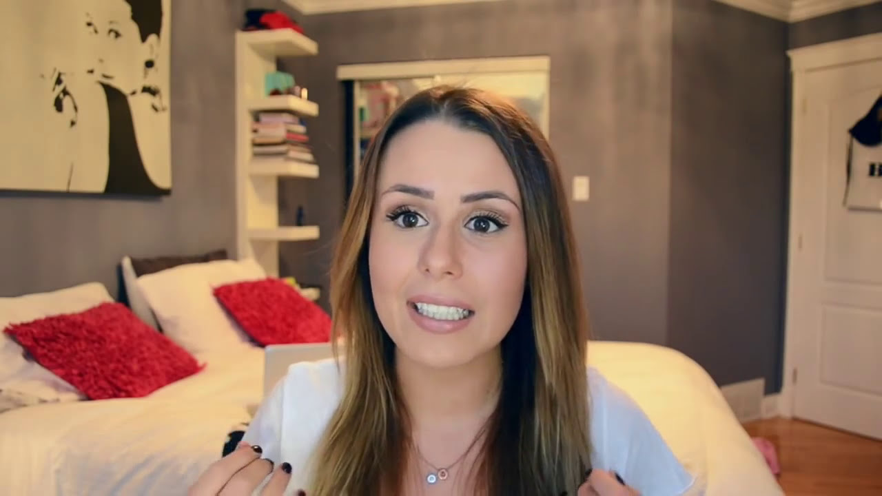 HOW TO: FAKE BIGGER BOOBS (FT: THE UpBra)