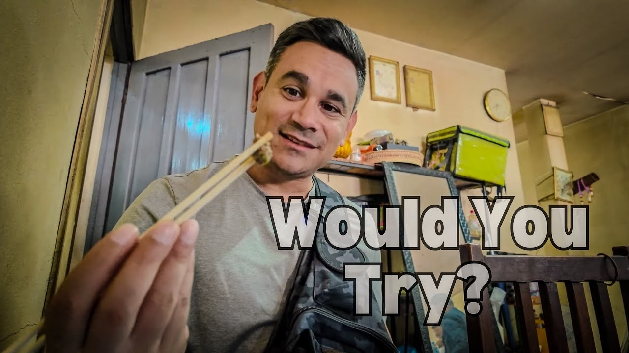 Trying Authentic Laos food with the Locals in Vientiane