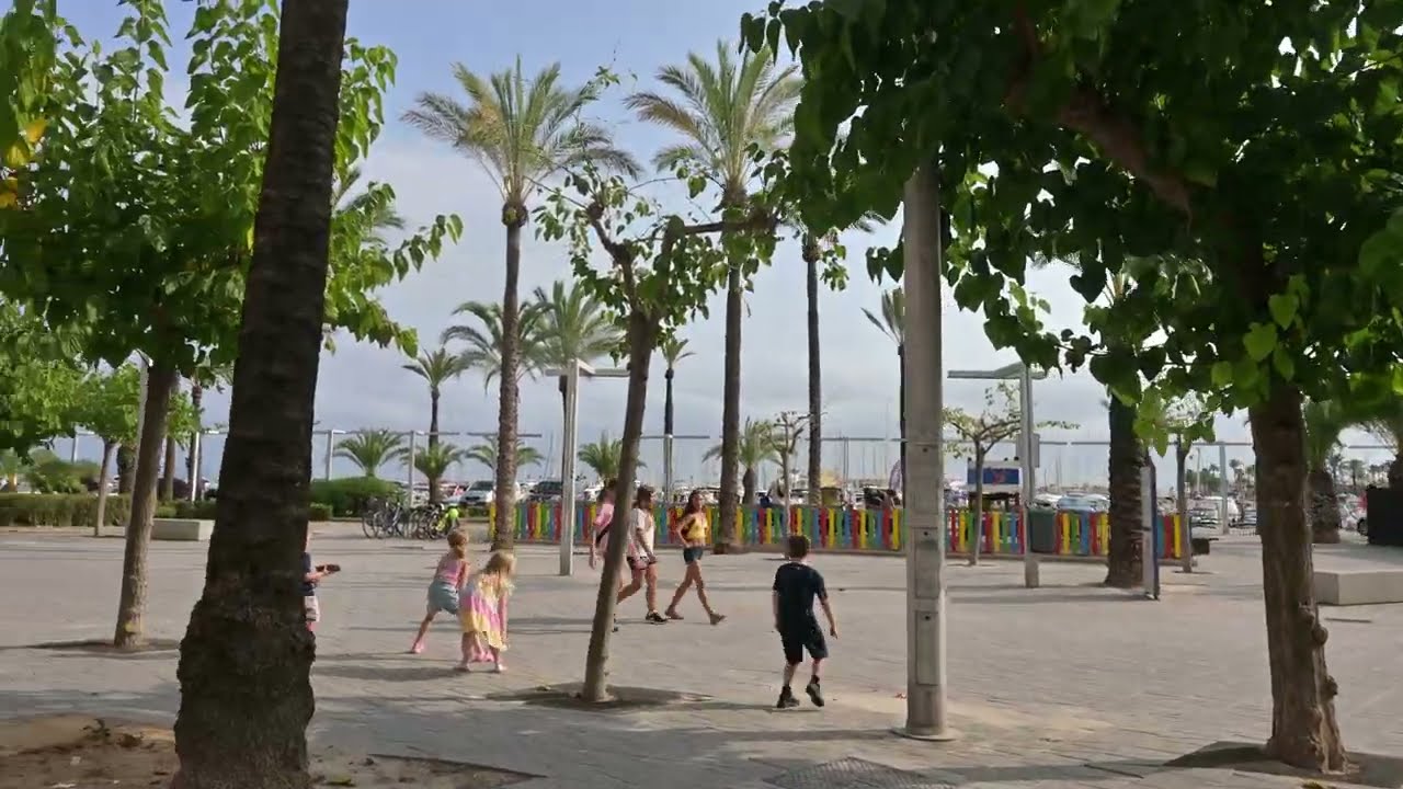 Alcudia Port  - Beach and Bars. Mallorca - Walking Tour 4K