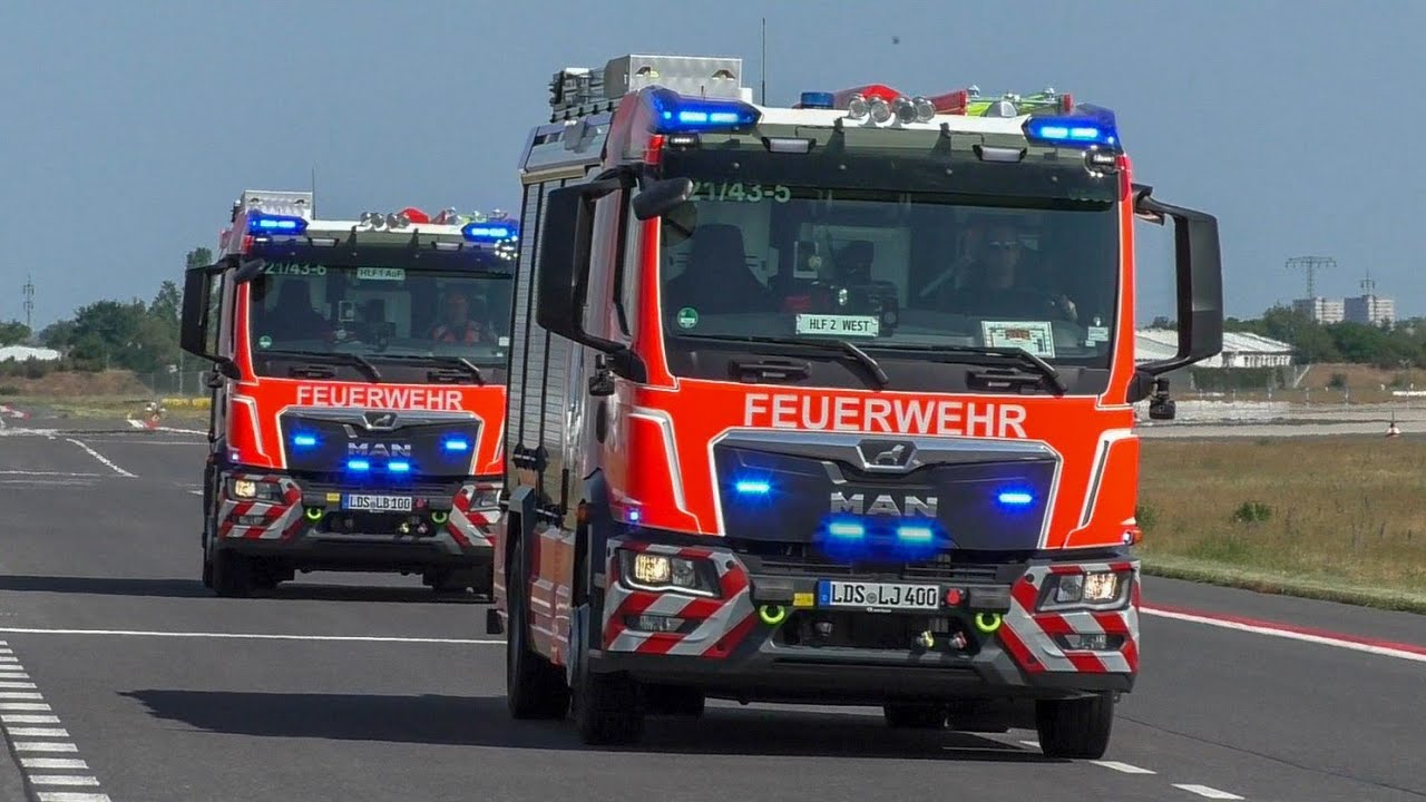 [🤩𝗡𝗘𝗨𝗙𝗔𝗛𝗥𝗭𝗘𝗨𝗚𝗘🚨] Showfahrt 》HLF10 21/43-05 + HLF10 21/43-06 || Flughafenfeuerwehr / Flughafen BER