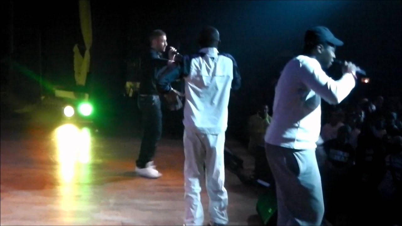 19 BASTOS ET JAROD, au festival de la roquette 2012.wmv