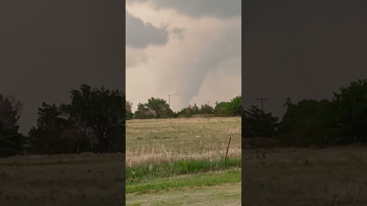 longer video of Silverton TX Tornado on 6 2 24