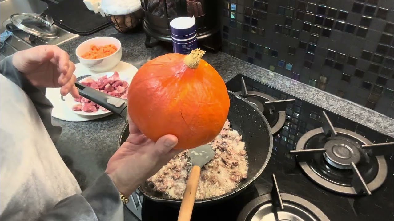 إفطارنا اليوم لقطينة محشيةرز و لحمة طريقة مبتكرة كتير طيبة👍👍
