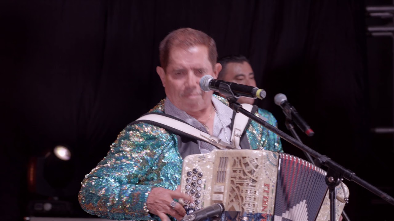 Los Hermanos Arellano - Como Quisiera (ENVIVO DESDE RANCHO CANARIOS 2021)