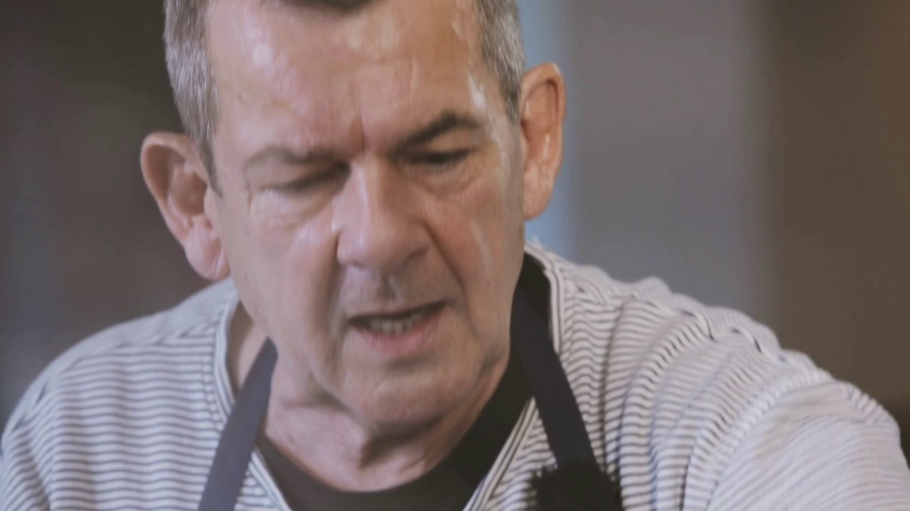Holm og Gericke laver suppe fra Holms mad