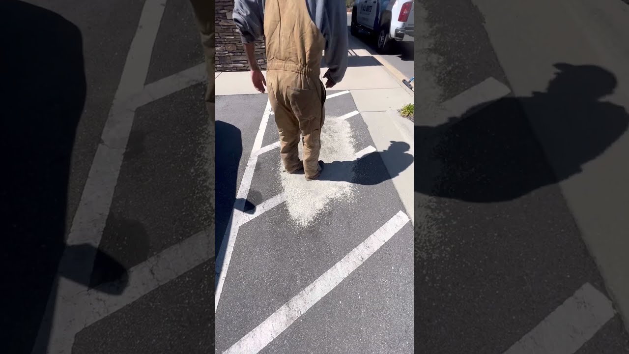 How an OIL SPILL is cleaned from asphalt. #pressurewashing