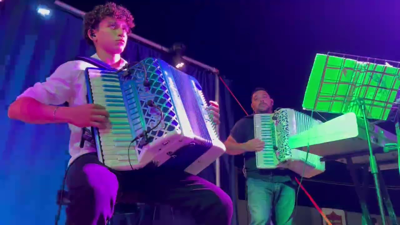 Angelo Di Gennaro serata danzante di c.da lemitoni 13 agosto 2025 Petacciato