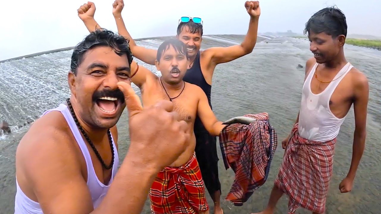 Fishing in Damodar river | দামোদর নদীর সেরা ট্যাংরা অন্ডাল মাছের রান্না খাওয়া | village cooking vlog