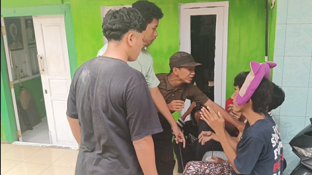 Film Pendek Menghargai kepad yang Lebih Muda