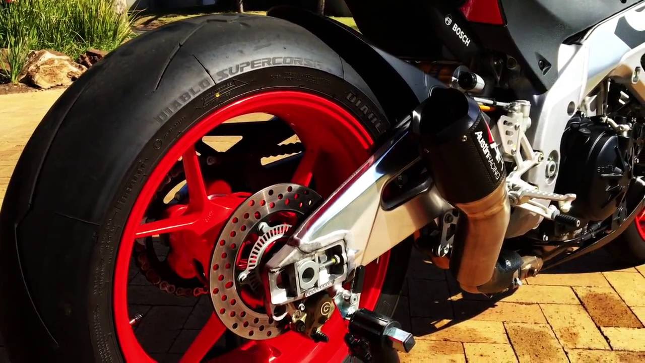 2016 Aprilia Tuono 1100 Factory feat. Austin Racing GP1R Exhaust