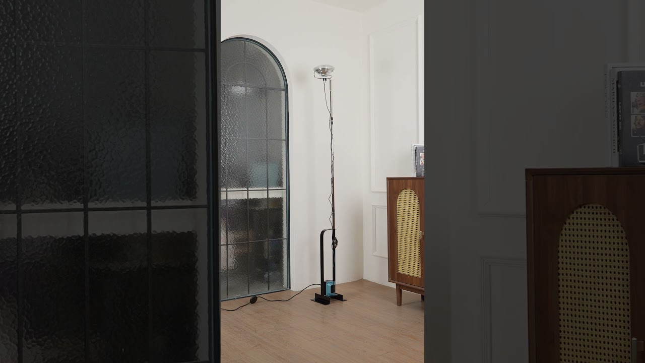 Toio Floor Lamp